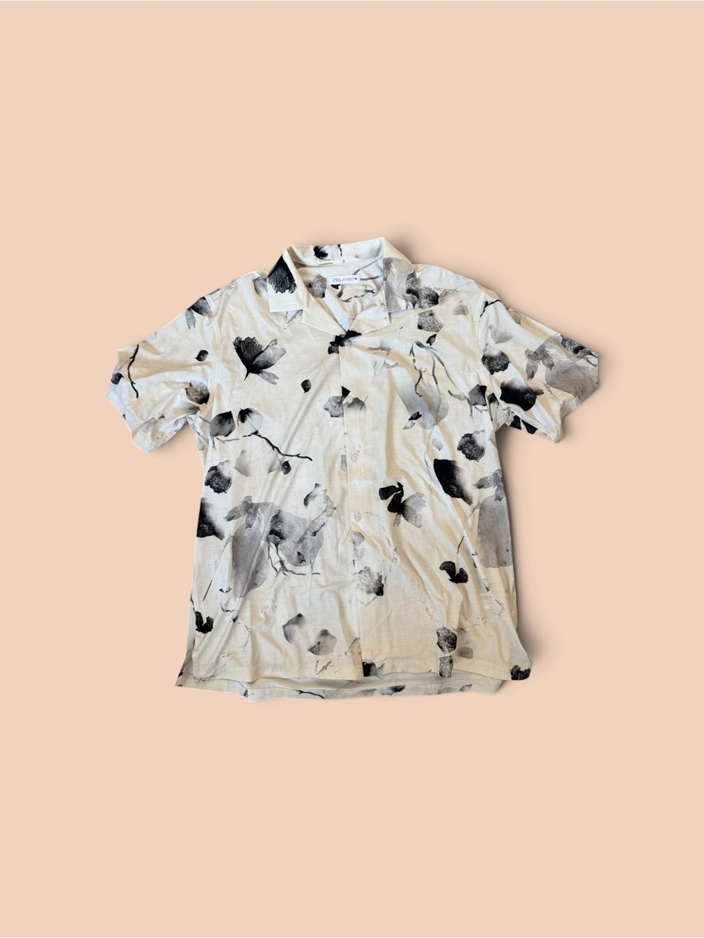 Zara White Short-Sleeve Button-Up with Black Floral Print